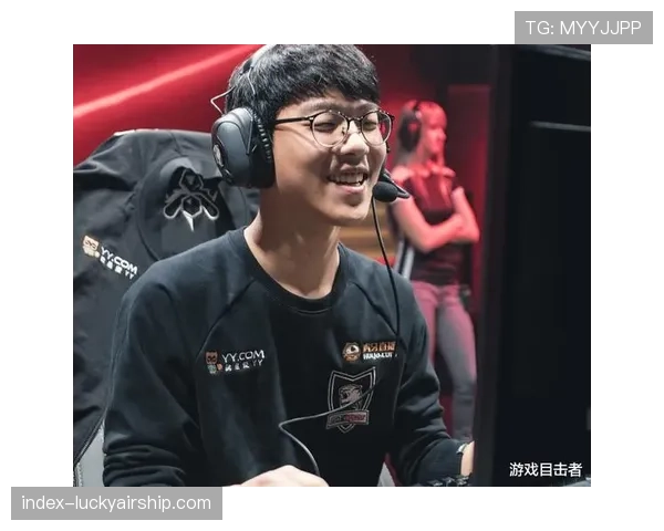 加维养伤175天后回归训练，队友祝贺复出